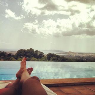Gabriella Lenzi feet photo 1