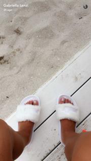 Gabriella Lenzi feet photo 9