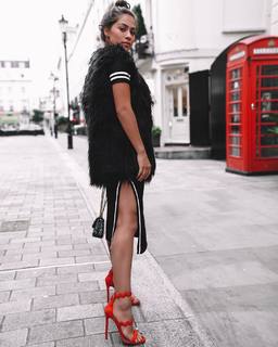 Gabriella Lenzi feet photo 4