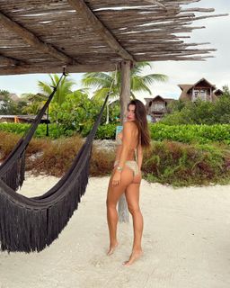 Gabriella Lenzi feet photo 19