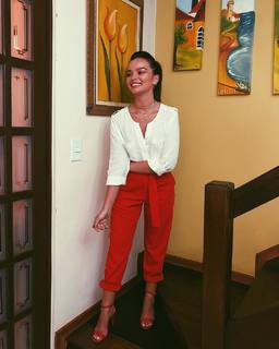 Gabriella Mustafá feet photo 1