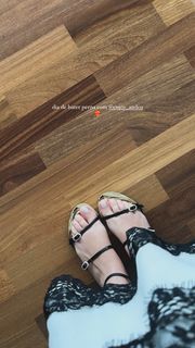 Gabriella Mustafá feet photo 2