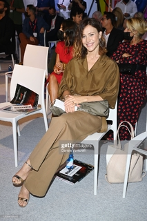 Gabriella Pession feet photo 9