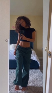Gabriella Saraivah feet photo 7