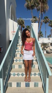 Gabriella Saraivah feet photo 1