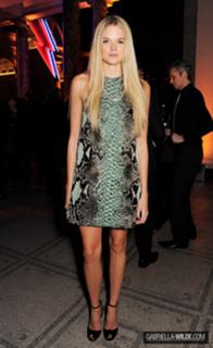 Gabriella Wilde feet photo thumbnail