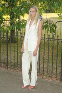 Gabriella Wilde feet photo thumbnail