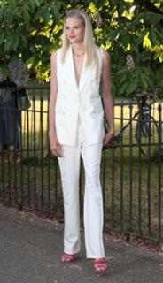 Gabriella Wilde feet photo thumbnail