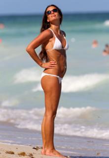 Gabrielle Anwar feet photo thumbnail