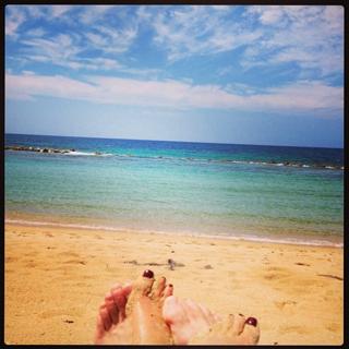 Gabrielle Anwar feet photo thumbnail
