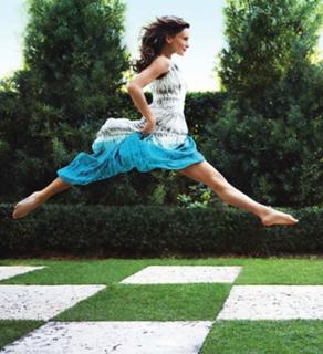 Gabrielle Anwar feet photo thumbnail