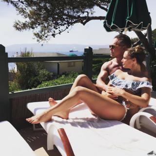 Gabrielle Anwar feet photo thumbnail