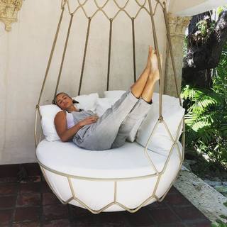 Gabrielle Anwar feet photo thumbnail