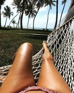 Gabrielle Anwar feet photo thumbnail