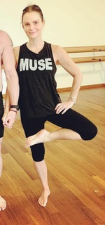 Gabrielle Anwar feet photo thumbnail