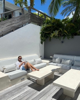 Gabrielle Anwar feet photo thumbnail