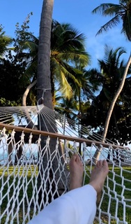 Gabrielle Anwar feet photo thumbnail