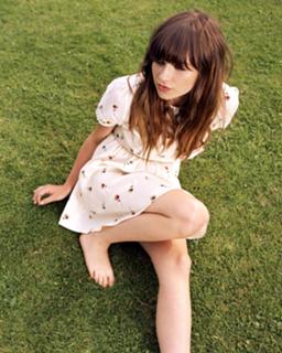 Gabrielle Aplin feet photo 17