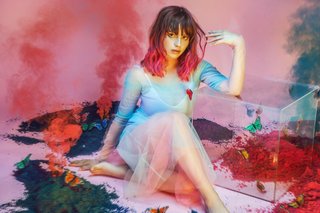 Gabrielle Aplin feet photo 5