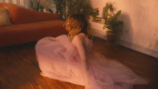 Gabrielle Aplin feet photo 7