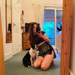 Gabrielle Aplin feet photo 1