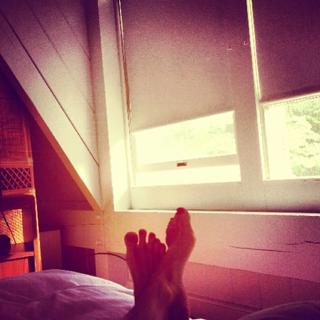 Gabrielle Bernstein feet photo 7