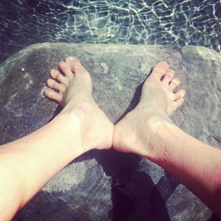 Gabrielle Bernstein feet photo 2