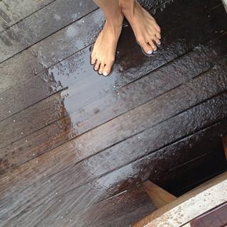 Gabrielle Bernstein feet photo 9