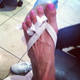 Gabrielle Bernstein feet photo 6