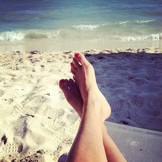 Gabrielle Bernstein feet photo 4