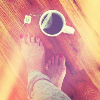 Gabrielle Bernstein feet photo 18