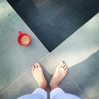 Gabrielle Bernstein feet photo 9
