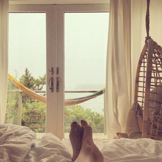 Gabrielle Bernstein feet photo 5