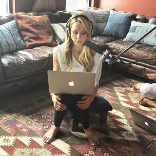Gabrielle Bernstein feet photo 4