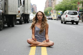 Gabrielle Bernstein feet photo 15