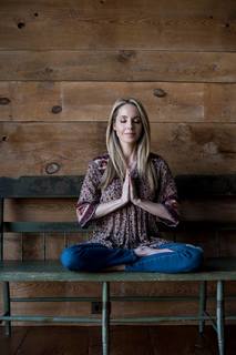 Gabrielle Bernstein feet photo 18
