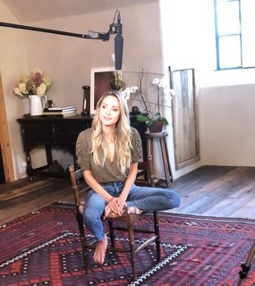 Gabrielle Bernstein feet photo 16