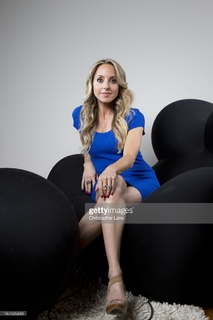 Gabrielle Bernstein feet photo 16
