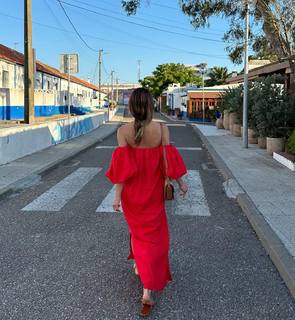Gabrielle Bernstein feet photo 19