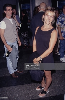 Gabrielle Carteris feet photo 5