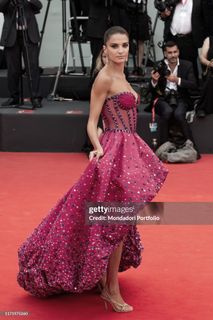 Gabrielle Caunesil feet photo 19
