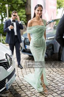 Gabrielle Caunesil feet photo 4
