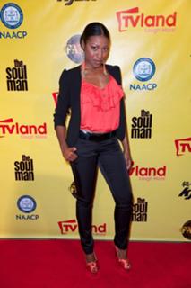 Gabrielle Dennis feet photo 3