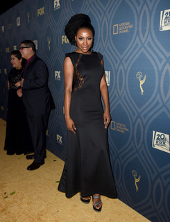 Gabrielle Dennis feet photo 11
