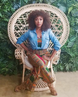 Gabrielle Dennis feet photo 14