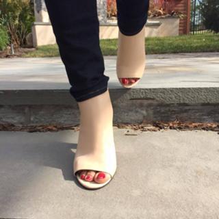 Gabrielle Kerr feet photo 18