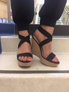 Gabrielle Kerr feet photo 15