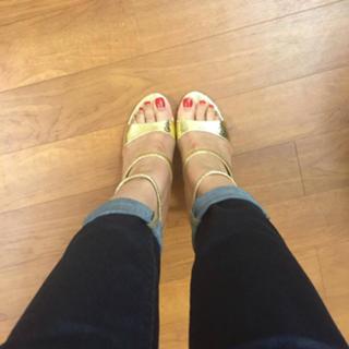 Gabrielle Kerr feet photo 12