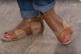 Gabrielle Kerr feet photo 6
