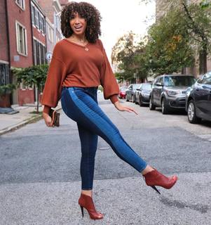 Gabrielle Kerr feet photo 2